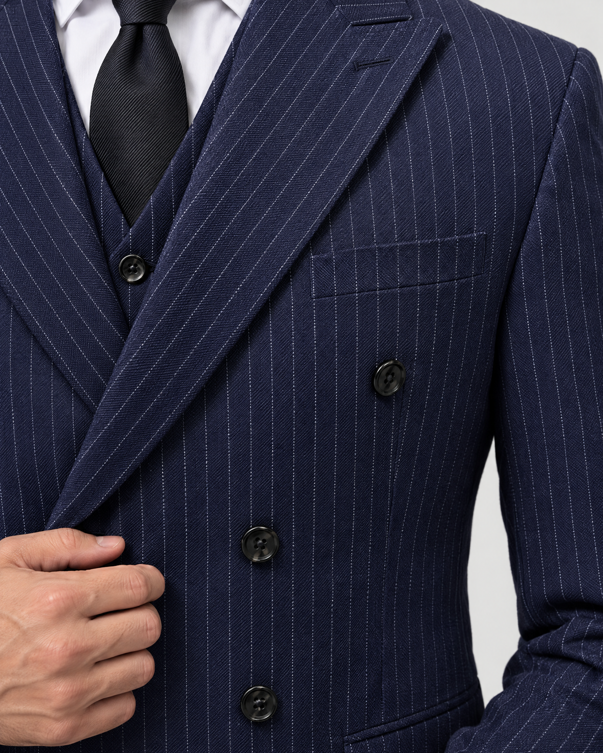 The Kingsley — Gros plan sur le tissu et le revers
