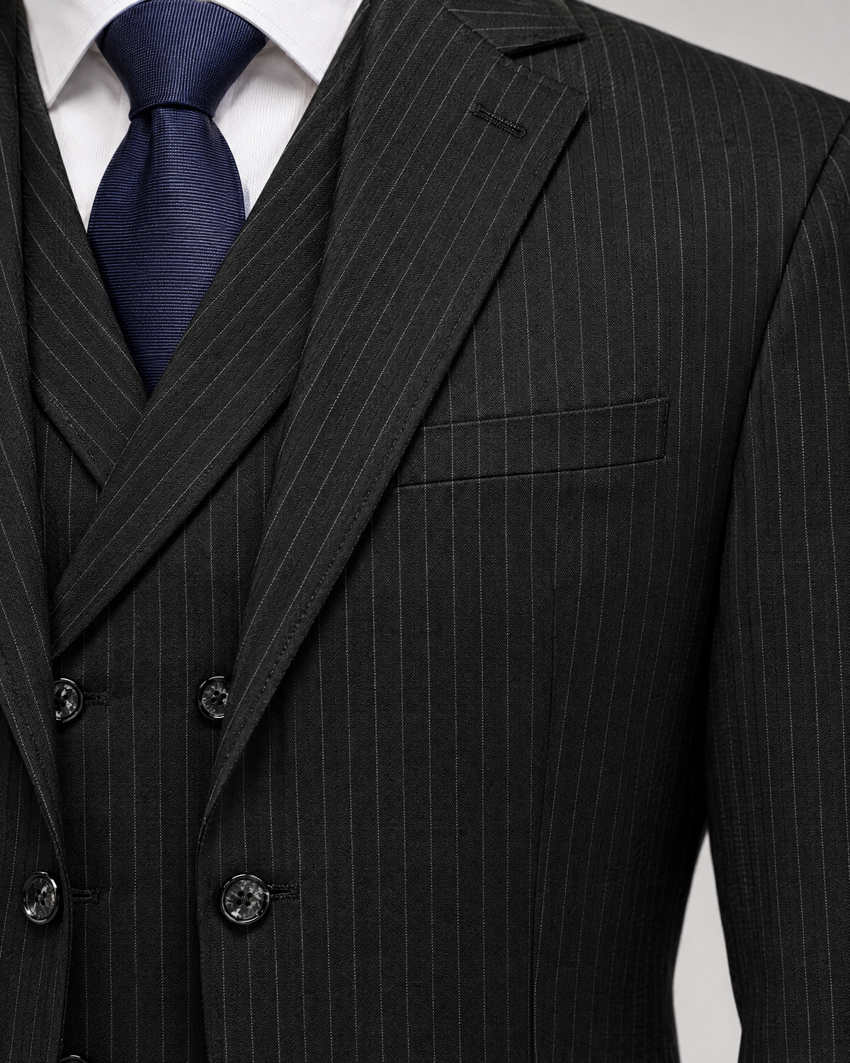 The Whitmore — Gros plan sur le tissu et le revers