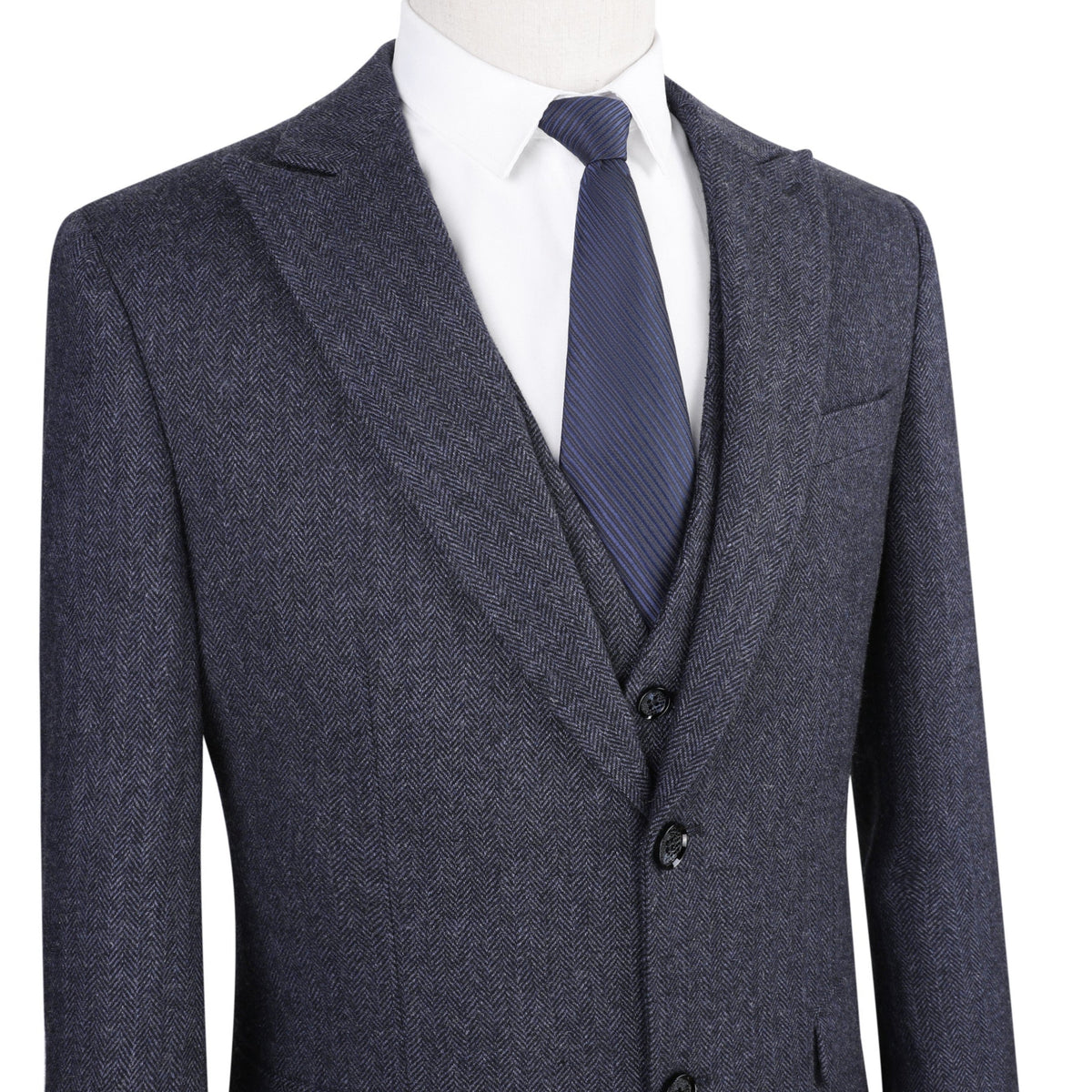 The Hawthorne — Détails du costume